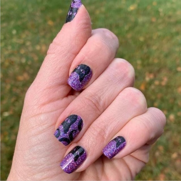 *Retired* Color Street: Cat’s All Folks | Halloween Purple Glitter Black Sparkle - Picture 6 of 13